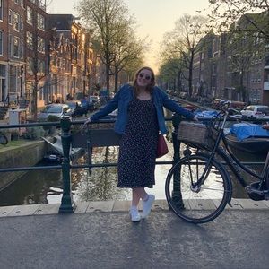 Meet your Posher, Madeline